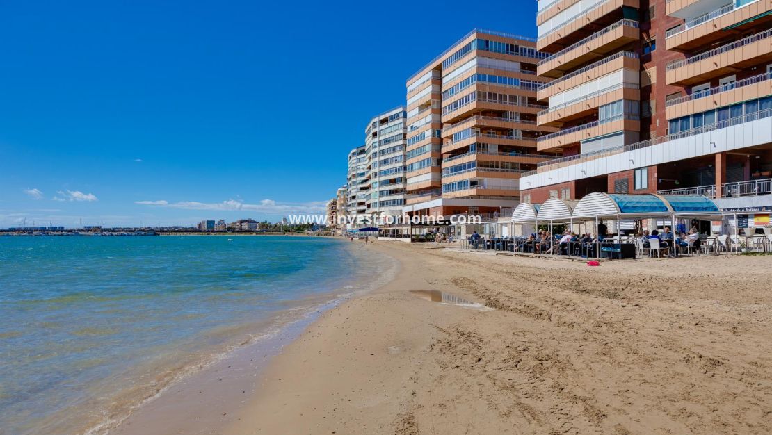 Sale - Apartment - Torrevieja - Costa Blanca