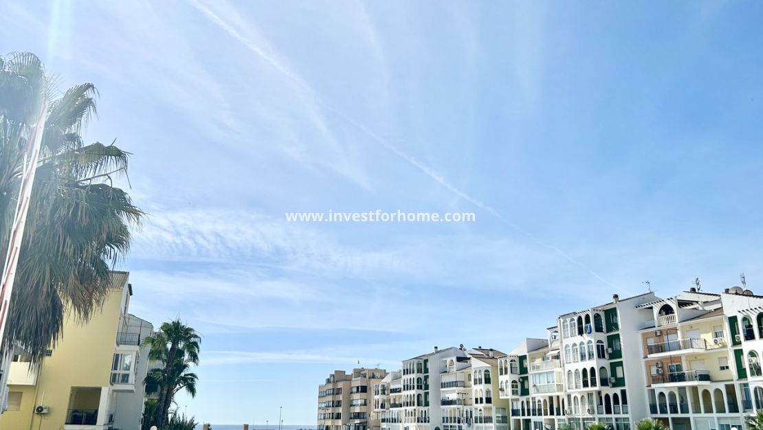 Sale - Apartment - Torrevieja - Costa Blanca