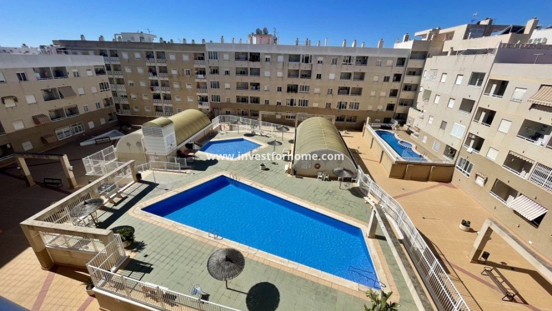 Sale - Apartment - Torrevieja - Costa Blanca