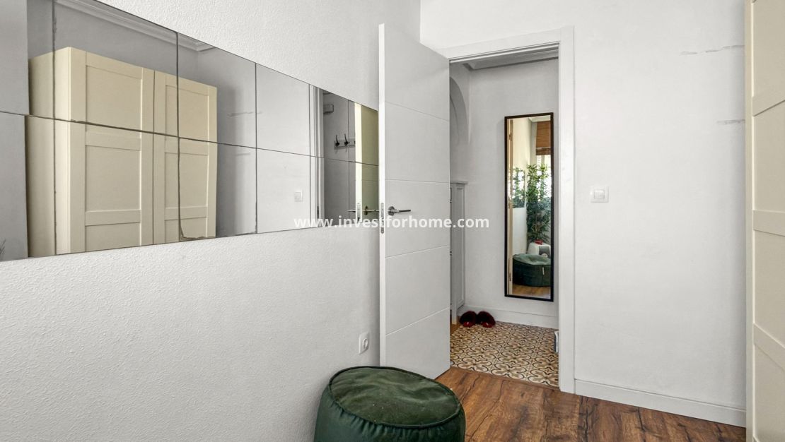 Sale - Apartment - Torrevieja - Costa Blanca