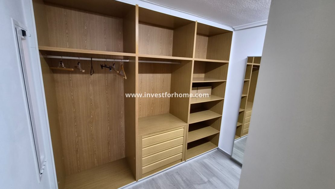 Sale - Apartment - Torrevieja - Costa Blanca
