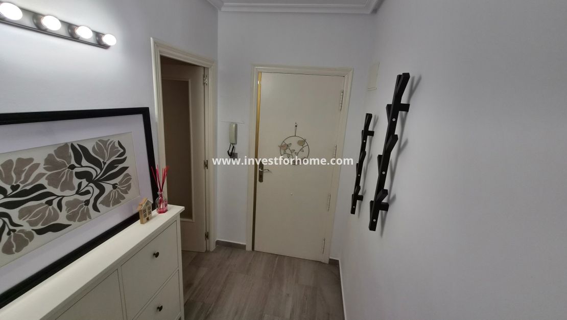 Sale - Apartment - Torrevieja - Costa Blanca
