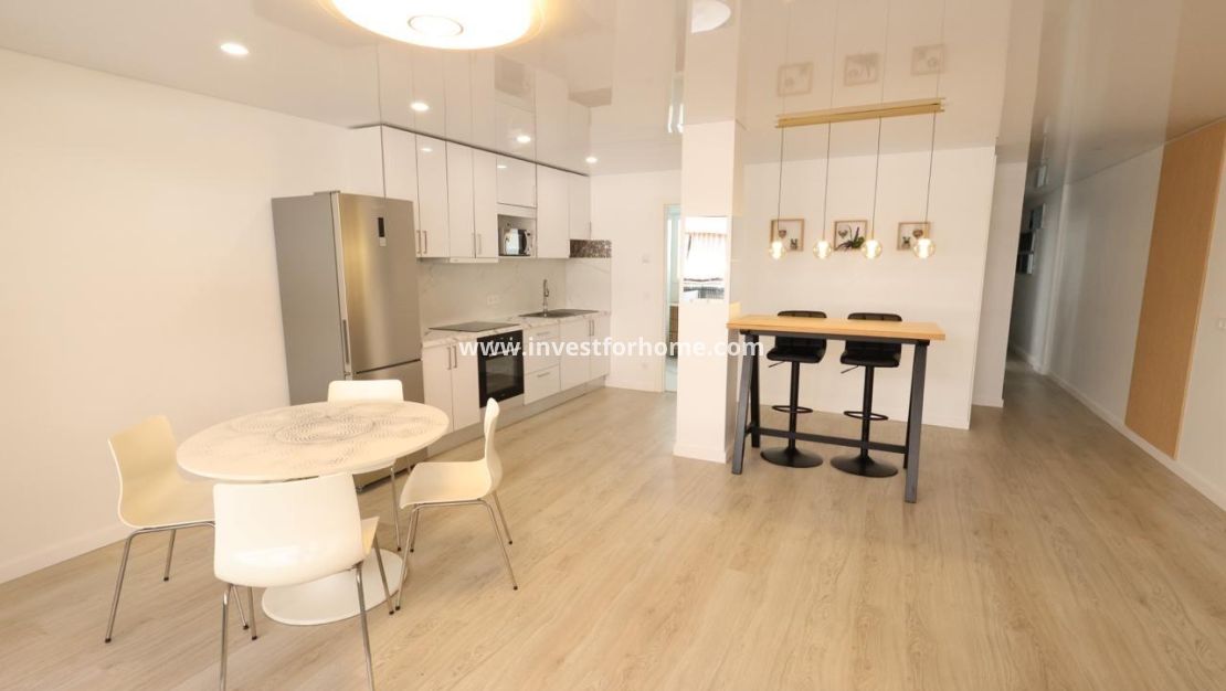Sale - Apartment - Torrevieja - Costa Blanca