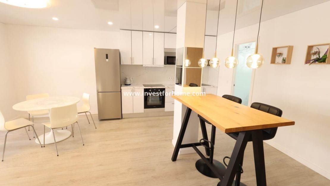 Sale - Apartment - Torrevieja - Costa Blanca