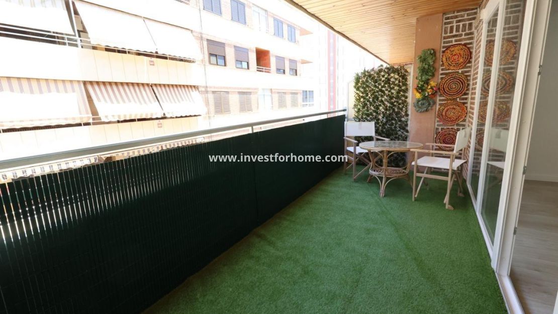 Sale - Apartment - Torrevieja - Costa Blanca