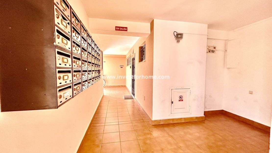 Sale - Apartment - Torrevieja - Costa Blanca
