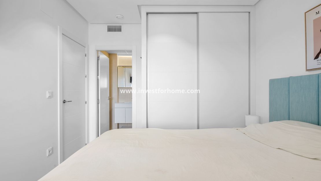 Sale - Apartment - Torrevieja - Costa Blanca