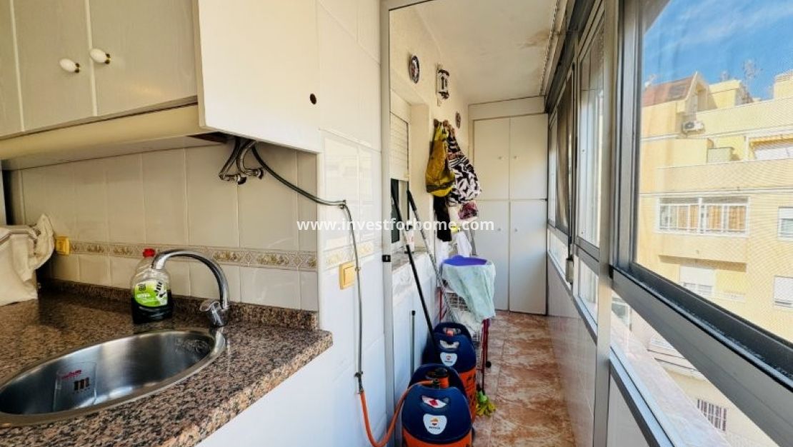Sale - Apartment - Torrevieja - Costa Blanca