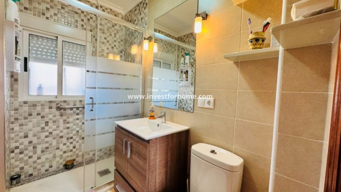 Sale - Apartment - Torrevieja - Costa Blanca