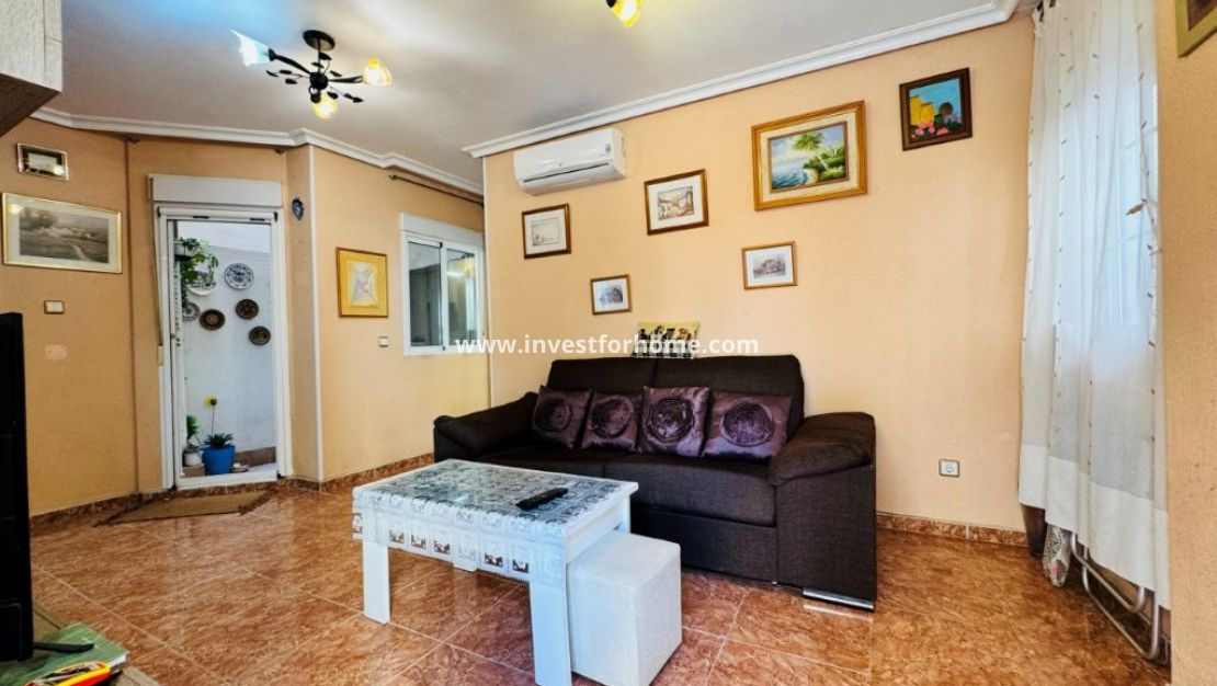 Sale - Apartment - Torrevieja - Costa Blanca