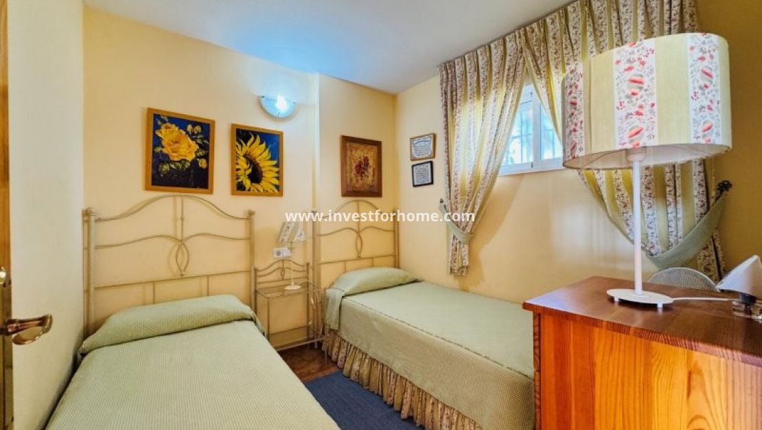 Sale - Apartment - Torrevieja - Costa Blanca