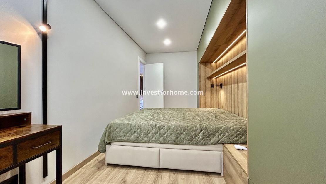 Sale - Apartment - Torrevieja - Costa Blanca