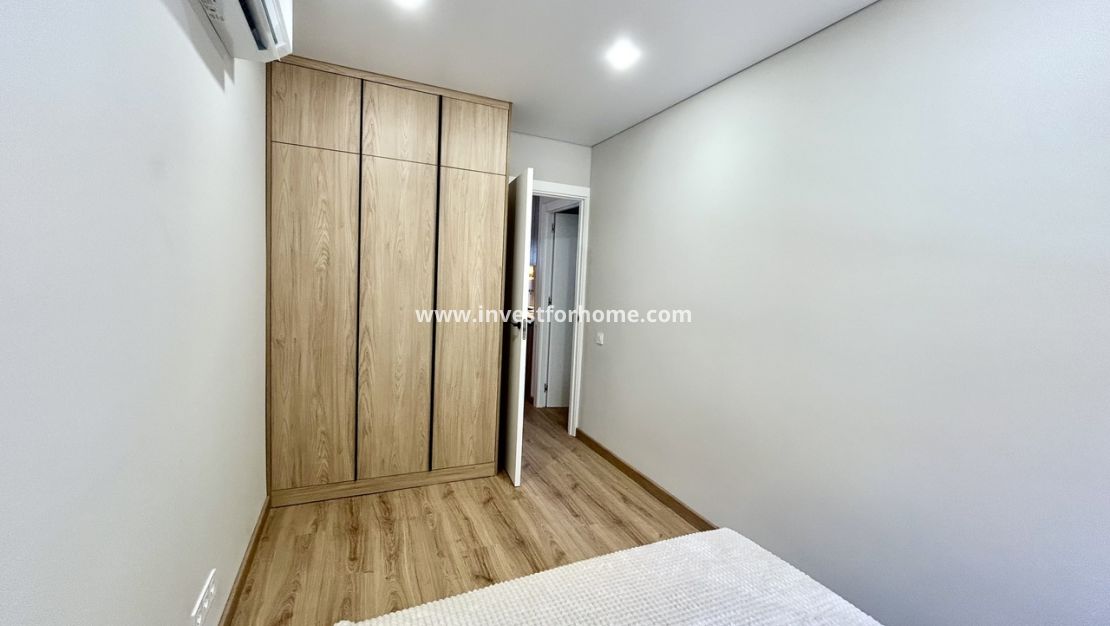Sale - Apartment - Torrevieja - Costa Blanca