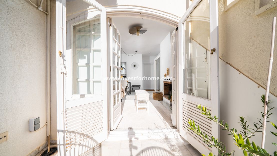 Sale - Apartment - Torrevieja - Costa Blanca