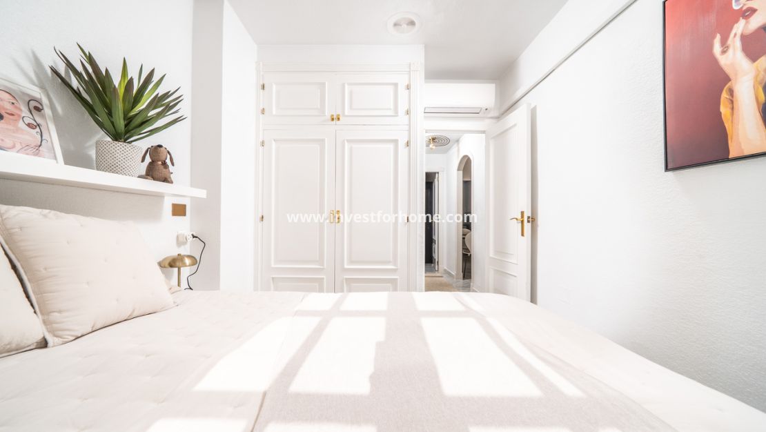 Sale - Apartment - Torrevieja - Costa Blanca