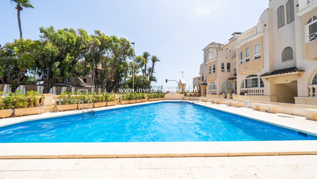 Sale - Apartment - Torrevieja - Costa Blanca