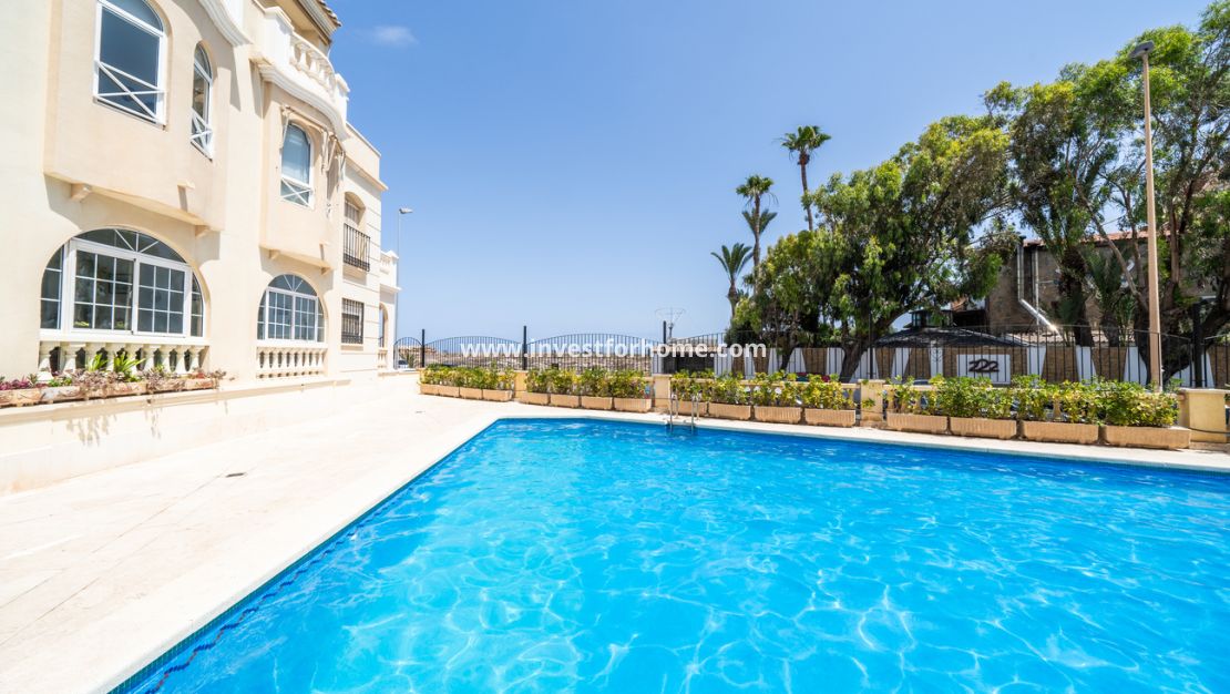 Sale - Apartment - Torrevieja - Costa Blanca