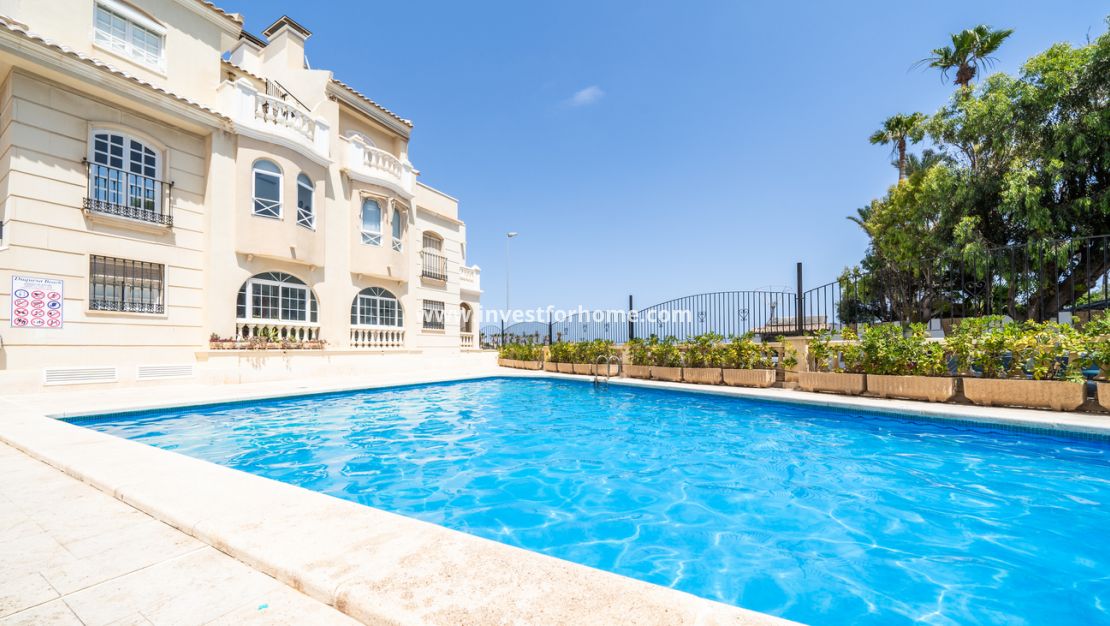 Sale - Apartment - Torrevieja - Costa Blanca