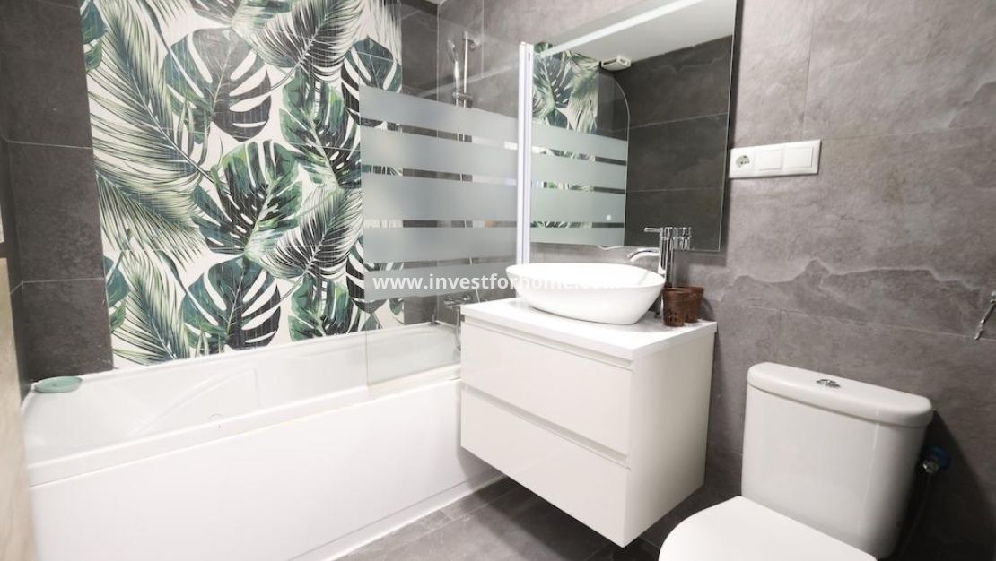 Sale - Apartment - Torrevieja - Costa Blanca