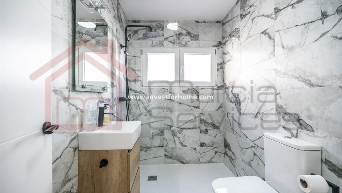 Sale - Apartment - Torrevieja - Costa Blanca