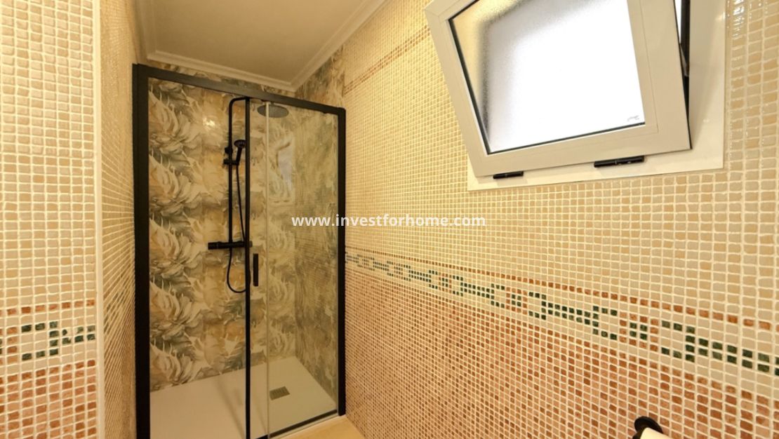 Sale - Apartment - Torrevieja - Costa Blanca