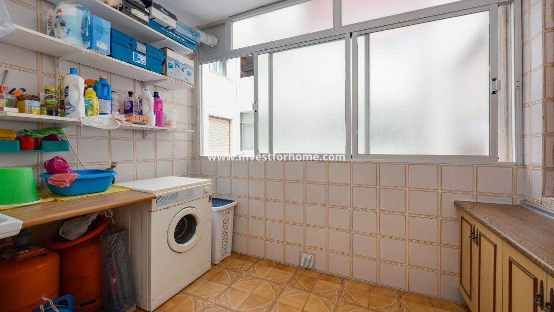 Sale - Apartment - Torrevieja - Costa Blanca