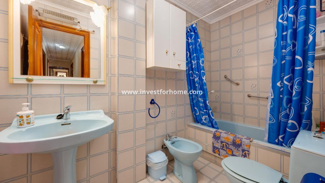 Sale - Apartment - Torrevieja - Costa Blanca