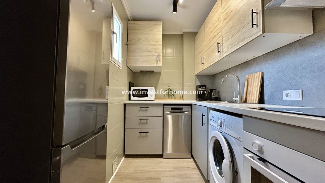 Sale - Apartment - Torrevieja - Costa Blanca