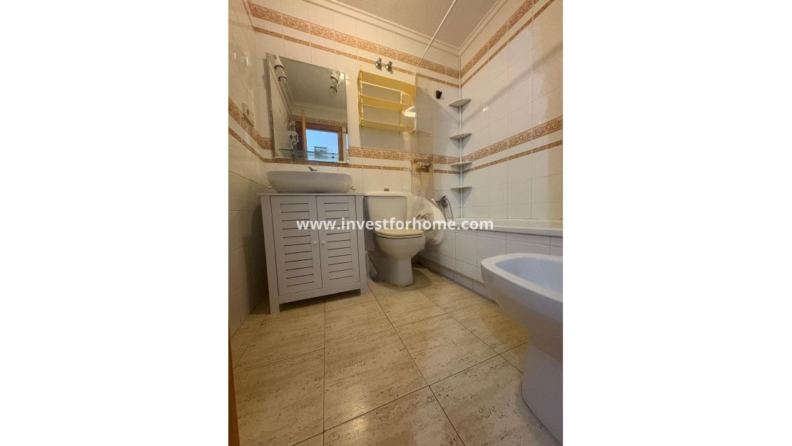 Sale - Apartment - Torrevieja - Costa Blanca