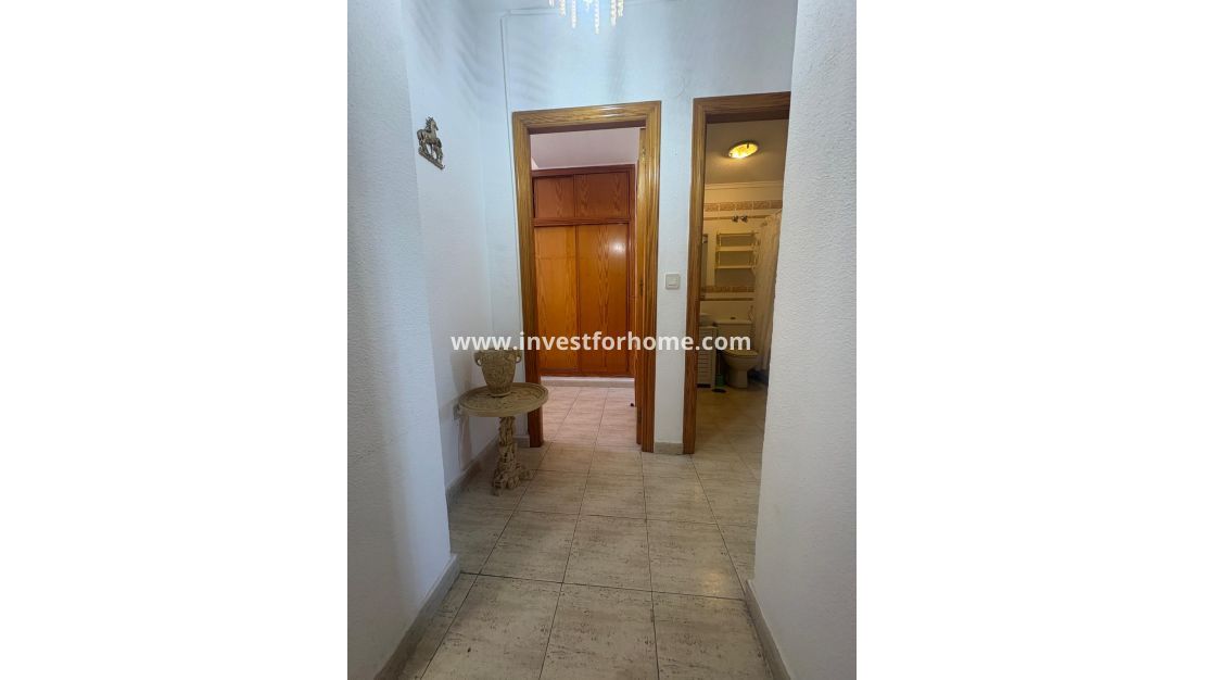 Sale - Apartment - Torrevieja - Costa Blanca