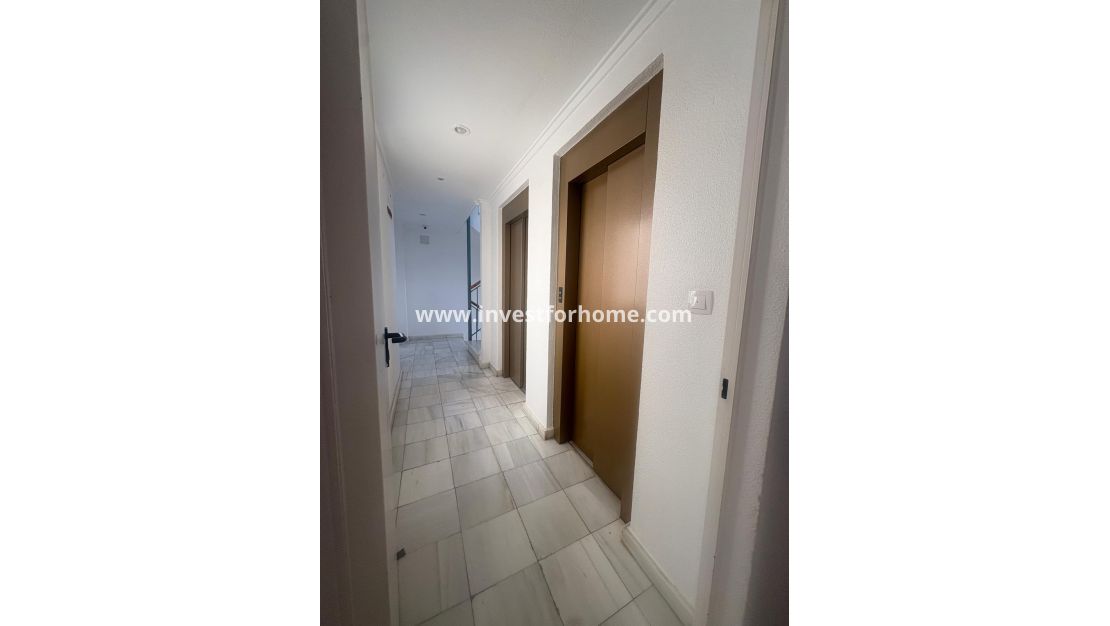 Sale - Apartment - Torrevieja - Costa Blanca