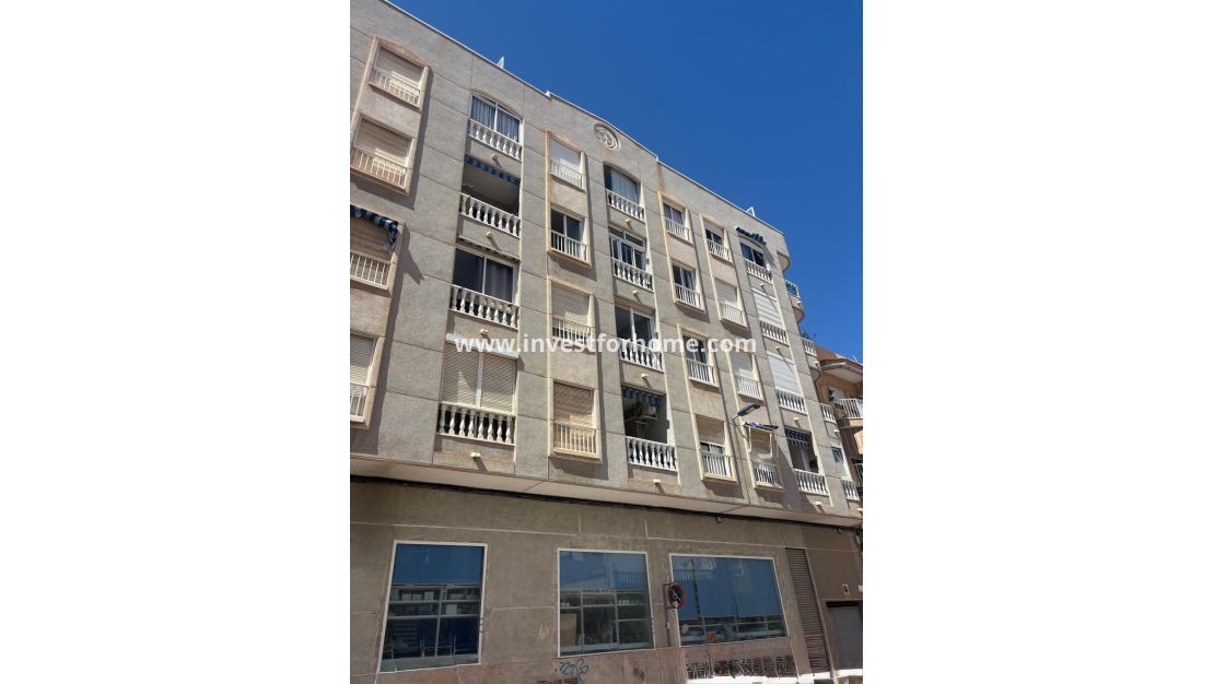 Sale - Apartment - Torrevieja - Costa Blanca