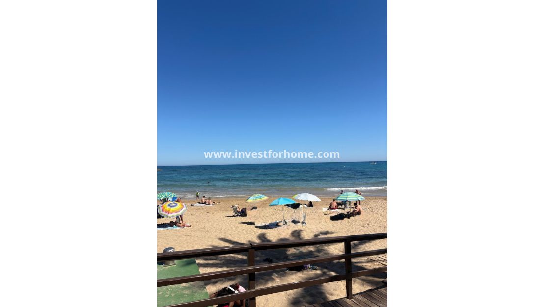 Sale - Apartment - Torrevieja - Costa Blanca