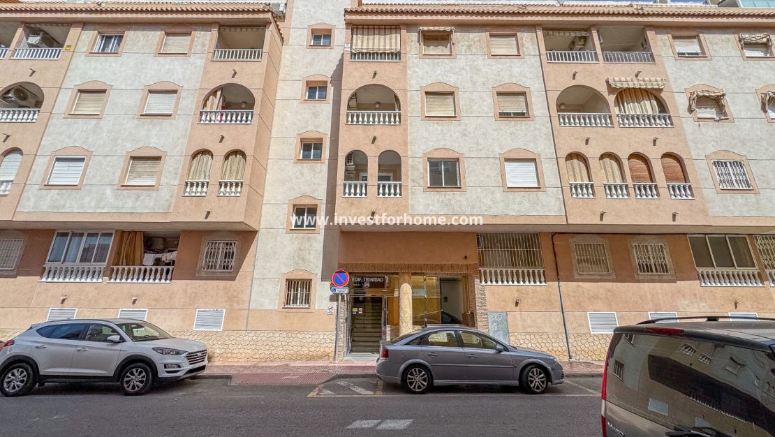 Sale - Apartment - Torrevieja - Costa Blanca