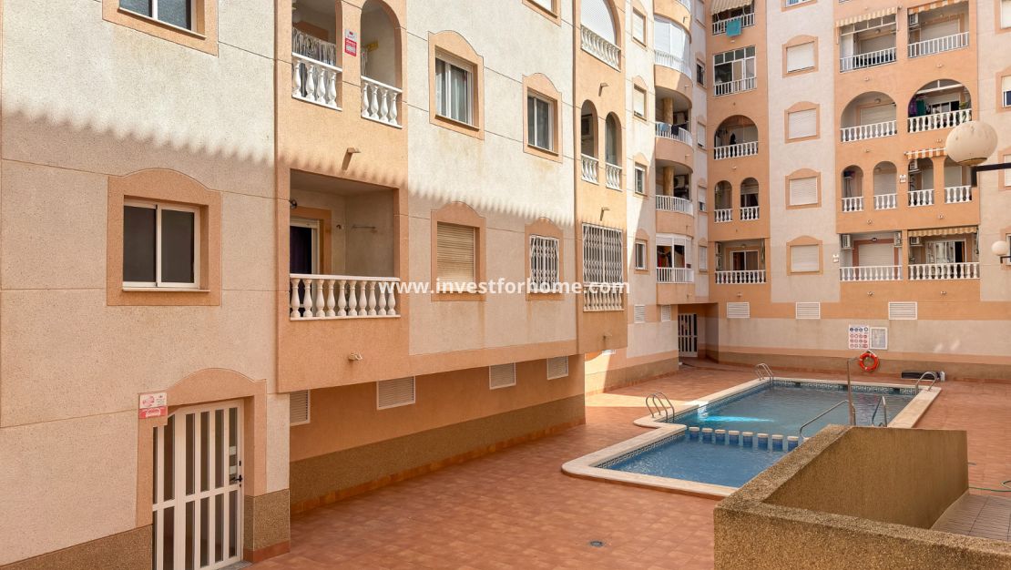 Sale - Apartment - Torrevieja - Costa Blanca