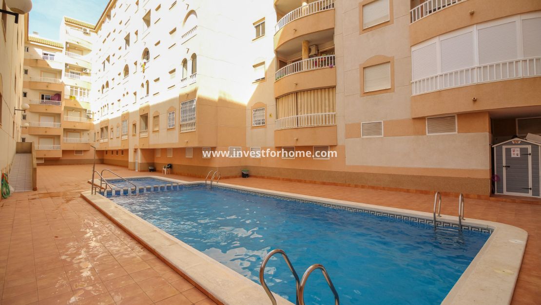 Sale - Apartment - Torrevieja - Costa Blanca
