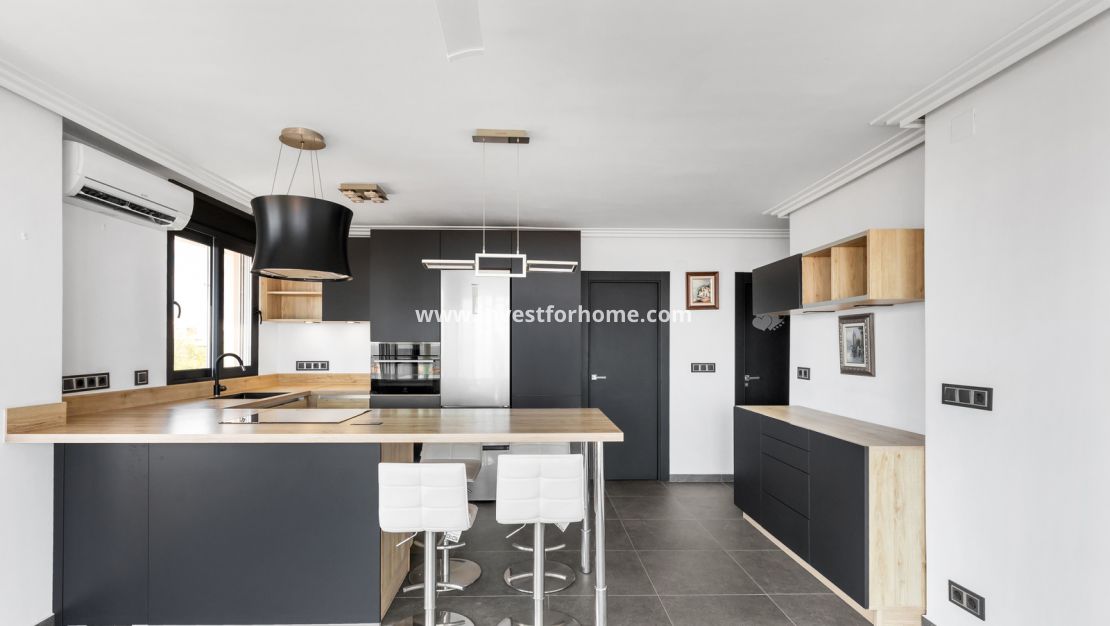 Sale - Apartment - Torrevieja - Costa Blanca