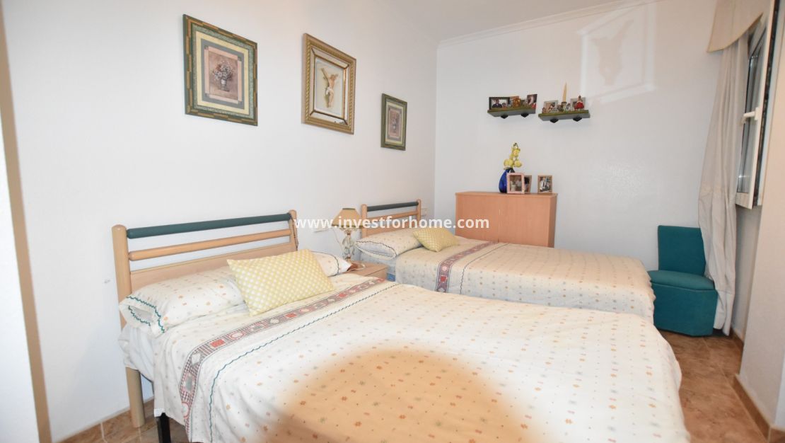Sale - Apartment - Torrevieja - Costa Blanca