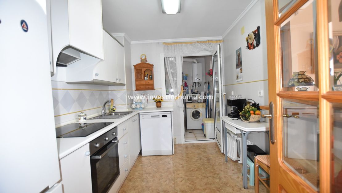 Sale - Apartment - Torrevieja - Costa Blanca