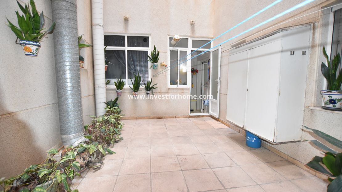 Sale - Apartment - Torrevieja - Costa Blanca