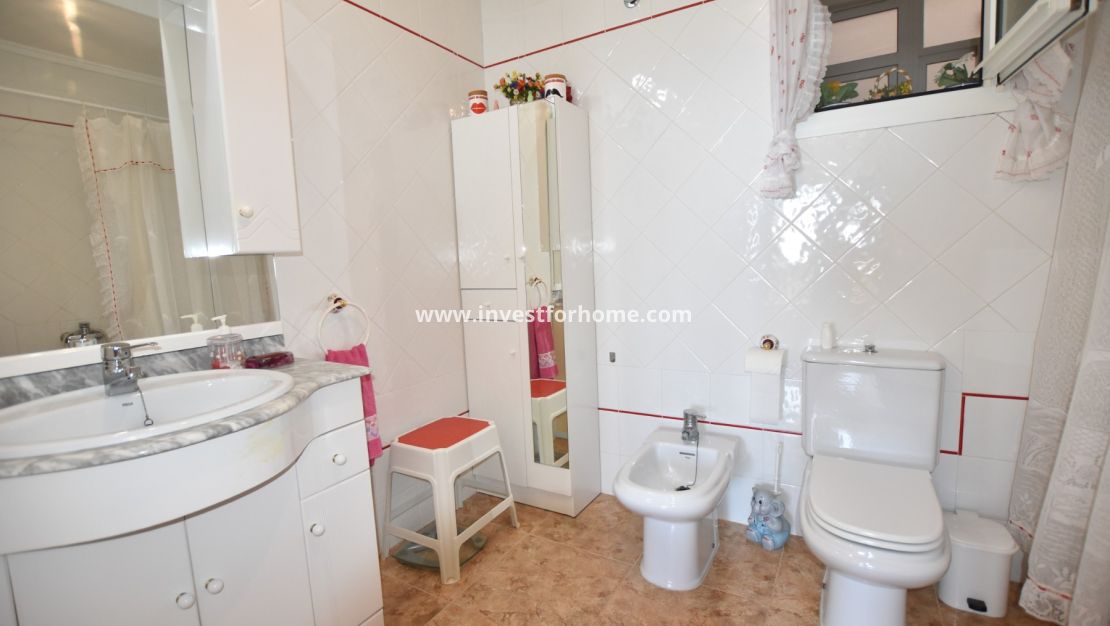 Sale - Apartment - Torrevieja - Costa Blanca