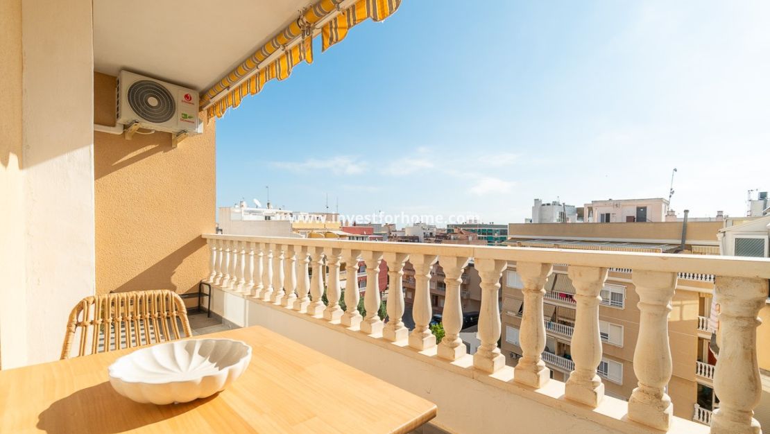 Sale - Apartment - Torrevieja - Costa Blanca