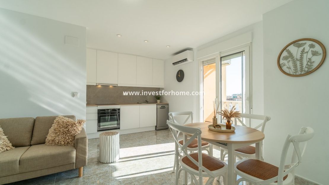 Sale - Apartment - Torrevieja - Costa Blanca