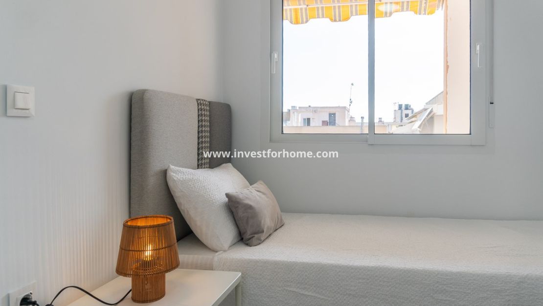 Sale - Apartment - Torrevieja - Costa Blanca