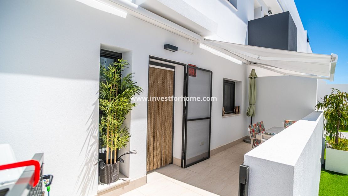 Sale - Apartment - Torrevieja - Costa Blanca
