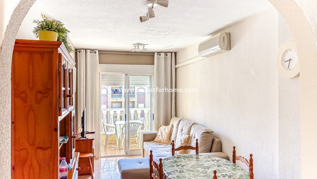 Sale - Apartment - Torrevieja - Costa Blanca