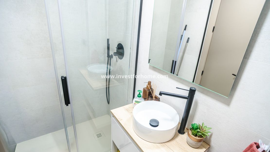 Sale - Apartment - Torrevieja - Costa Blanca