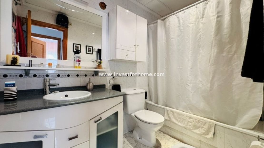 Sale - Apartment - Torrevieja - Costa Blanca