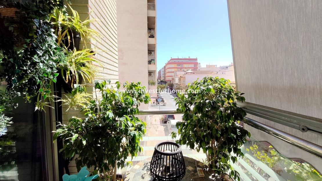 Sale - Apartment - Torrevieja - Costa Blanca