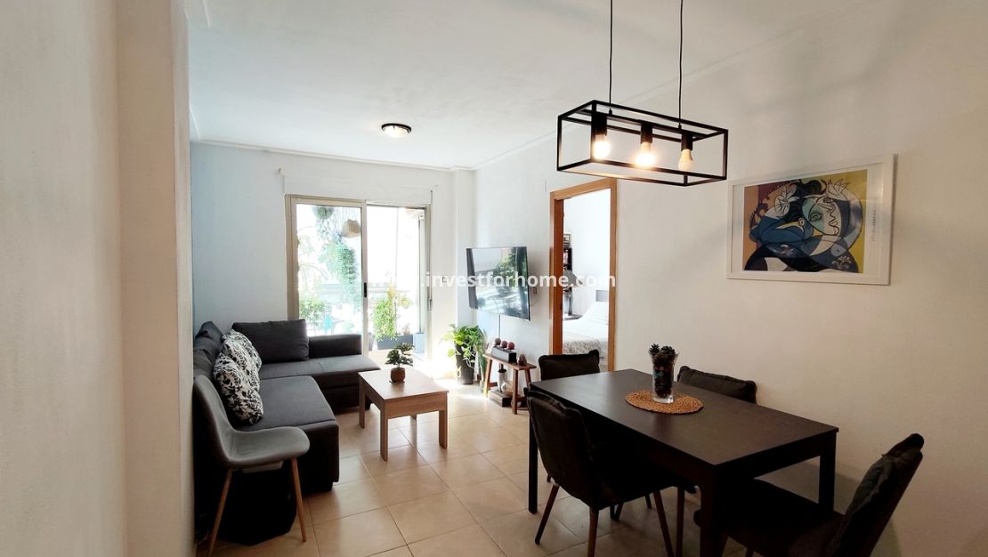 Sale - Apartment - Torrevieja - Costa Blanca